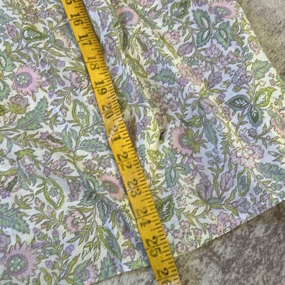 House of Harlow Smocked Floral Josepha Pink Print Flowy Blouse Size Medium - Picture 5 of 6